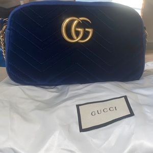 Gucci GG Marmont Crossbody
Matelasse Velvet Small Cobalt Blue